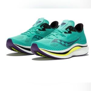 Women’s Saucony Endorphin Pro 2. Cool mint/Acid. EUC. Carbon fibre plate.